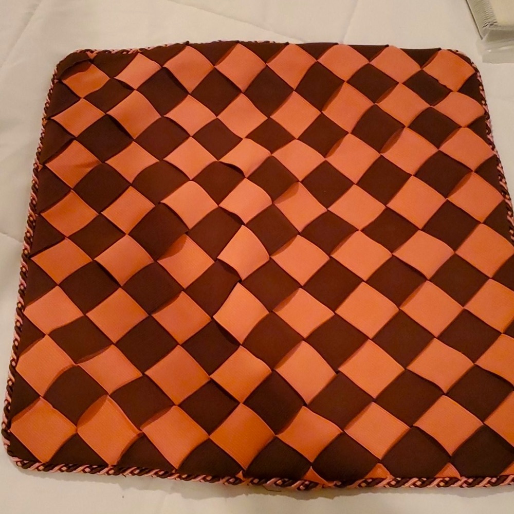 Pink/ brown pillow cover